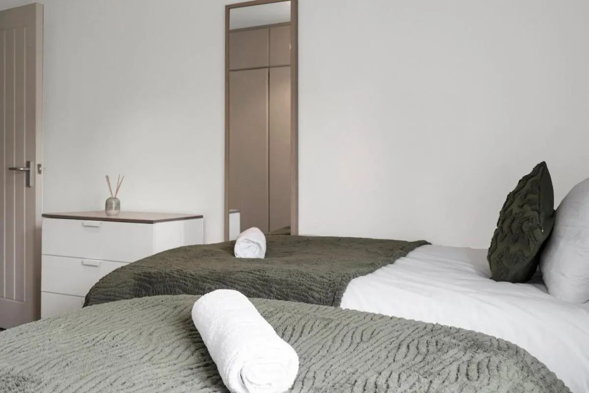 Stadium View - Cardiff Central - Fast Wifi Apartment