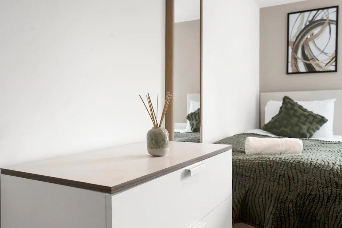 Stadium View - Cardiff Central - Fast Wifi Apartment